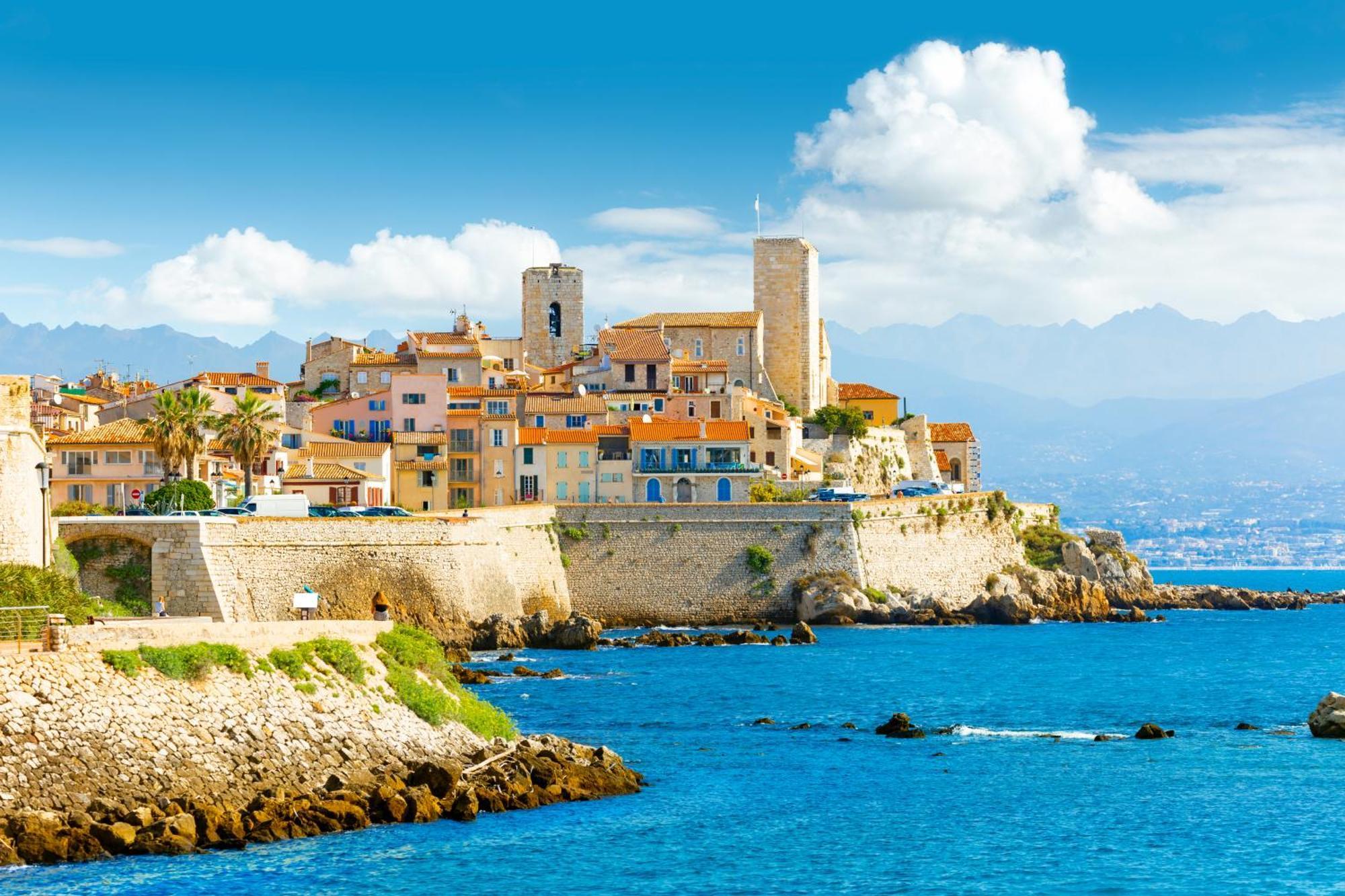 Magnifique 2 Pieces 45m2 Au Coeur Du Vieil * Antibes